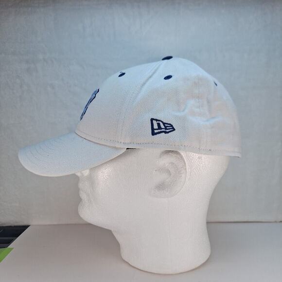 New Era North Carolina Tar Heels Baseball Hat Cap Fitted 7 1/2 White - Picture 3 of 7